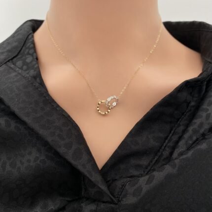 عقد ذهب عيار 18 الوزن 2.04 جرام