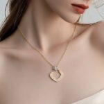 عقد ذهب عيار 18 وزن 0.97 جرام أناقة يومية