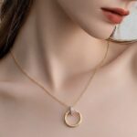 عقد ذهب عيار 18 وزن 1.56 جرام لمسة ذهبية