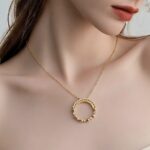 عقد ذهب عيار 18 وزن 1.01 جرام تصميم فاخر
