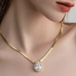 عقد فلات ذهب عيار 18 الوزن 7.60 جرام