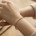 اسواره ذهب عيار 18 الوزن 1.08 جرام