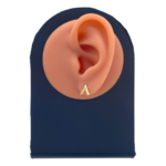 ⁦حلق ذهب عيار 18 الوزن 0.69 جرام⁩ - الصورة ⁦2⁩