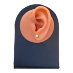 ⁦حلق ذهب عيار 18 الوزن 1.25 جرام⁩ - الصورة ⁦2⁩