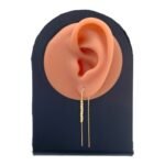 ⁦حلق ذهب عيار 18 الوزن 1.72 جرام⁩ - الصورة ⁦2⁩