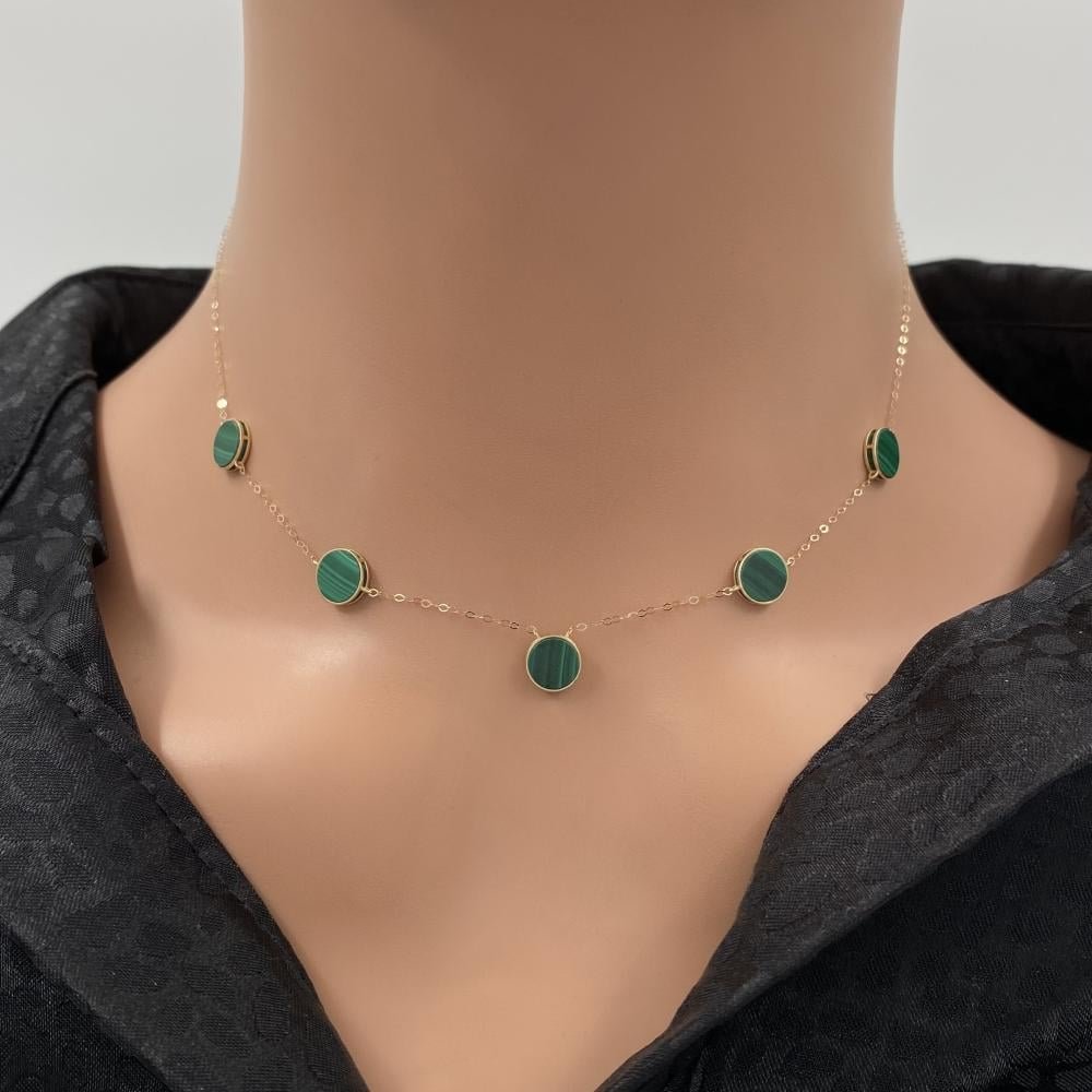 عقد ذهب عيار 18 الوزن 2.06 جرام عقد ذهب عيار 18 الوزن 2.06 جرام