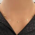 شوكر ذهب عيار 18 الوزن 0.98 جرام