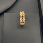 ⁦طقم ذهب عيار 18 الوزن 30.95 جرام⁩ - الصورة ⁦2⁩