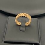 ⁦طقم ذهب عيار 18 الوزن 30.95 جرام⁩ - الصورة ⁦3⁩
