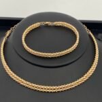 ⁦طقم ذهب عيار 18 الوزن 30.95 جرام⁩ - الصورة ⁦4⁩