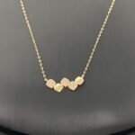 ⁦طقم ذهب عيار 18 الوزن 2.45 جرام⁩ - الصورة ⁦4⁩