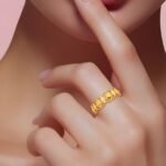 ⁦دبله ذهب عيار 21 الوزن 2.35 جرام⁩ - الصورة ⁦2⁩
