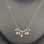 ⁦طقم ذهب عيار 18 الوزن 4.07 جرام⁩ - الصورة ⁦4⁩