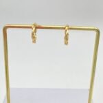 ⁦حلق ذهب عيار 21 الوزن 1.11 جرام⁩ - الصورة ⁦2⁩