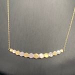 ⁦طقم ذهب عيار 18 الوزن 6.98 جرام⁩ - الصورة ⁦4⁩