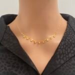 عقد ذهب عيار 21 الوزن 2.22 جرام