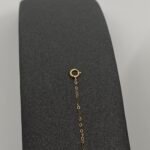 ⁦عقد وإسواره ذهب عيار 18 الوزن 0.83 جرام⁩ - الصورة ⁦4⁩