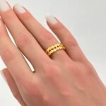 ⁦اسواره وخاتم ذهب عيار 21 الوزن 10.94 جرام⁩ - الصورة ⁦4⁩