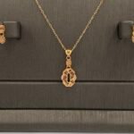 ⁦نصف طقم ذهب عيار 21 الوزن 2.65 جرام⁩ - الصورة ⁦2⁩