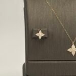 ⁦نصف طقم ذهب عيار 18 الوزن 1.88 جرام⁩ - الصورة ⁦5⁩