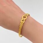 ⁦اسواره وخاتم ذهب عيار 21 الوزن 9.16 جرام⁩ - الصورة ⁦2⁩