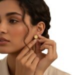 حلق طبي ذهب عيار 18 الوزن 0.26 جرام