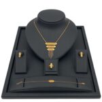 طقم ذهب عيار 21 الوزن 10.87 جرام