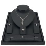 طقم ذهب عيار 18 الوزن 7.59 جرام