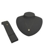 عقد وإسواره ذهب عيار 18 الوزن 1.21 جرام