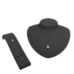 عقد وإسواره ذهب عيار 18 الوزن 0.95 جرام