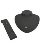 عقد وإسواره ذهب عيار 18 الوزن 0.85 جرام