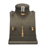 نصف طقم ذهب عيار 21 الوزن 4.31 جرام