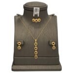 نصف طقم ذهب عيار 21 الوزن 6.18 جرام