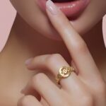 ⁦خاتم ذهب عيار 18 وزن 2.39 جرام اختيار فاخر لمظهر أكثر تألقاً⁩ - الصورة ⁦2⁩