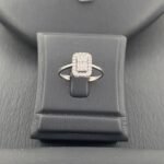 ⁦طقم ابيض ذهب عيار 18 الوزن 6.28 جرام⁩ - الصورة ⁦2⁩