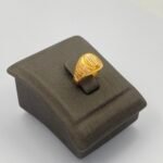 ⁦خاتم أطفال ذهب عيار 21 الوزن 1.02 جرام⁩ - الصورة ⁦2⁩