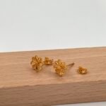 ⁦حلق ذهب عيار 21 الوزن 1.44 جرام⁩ - الصورة ⁦3⁩