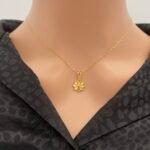 عقد ذهب عيار 21 الوزن 1.30 جرام