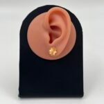 ⁦حلق ذهب عيار 21 الوزن 1.44 جرام⁩ - الصورة ⁦2⁩