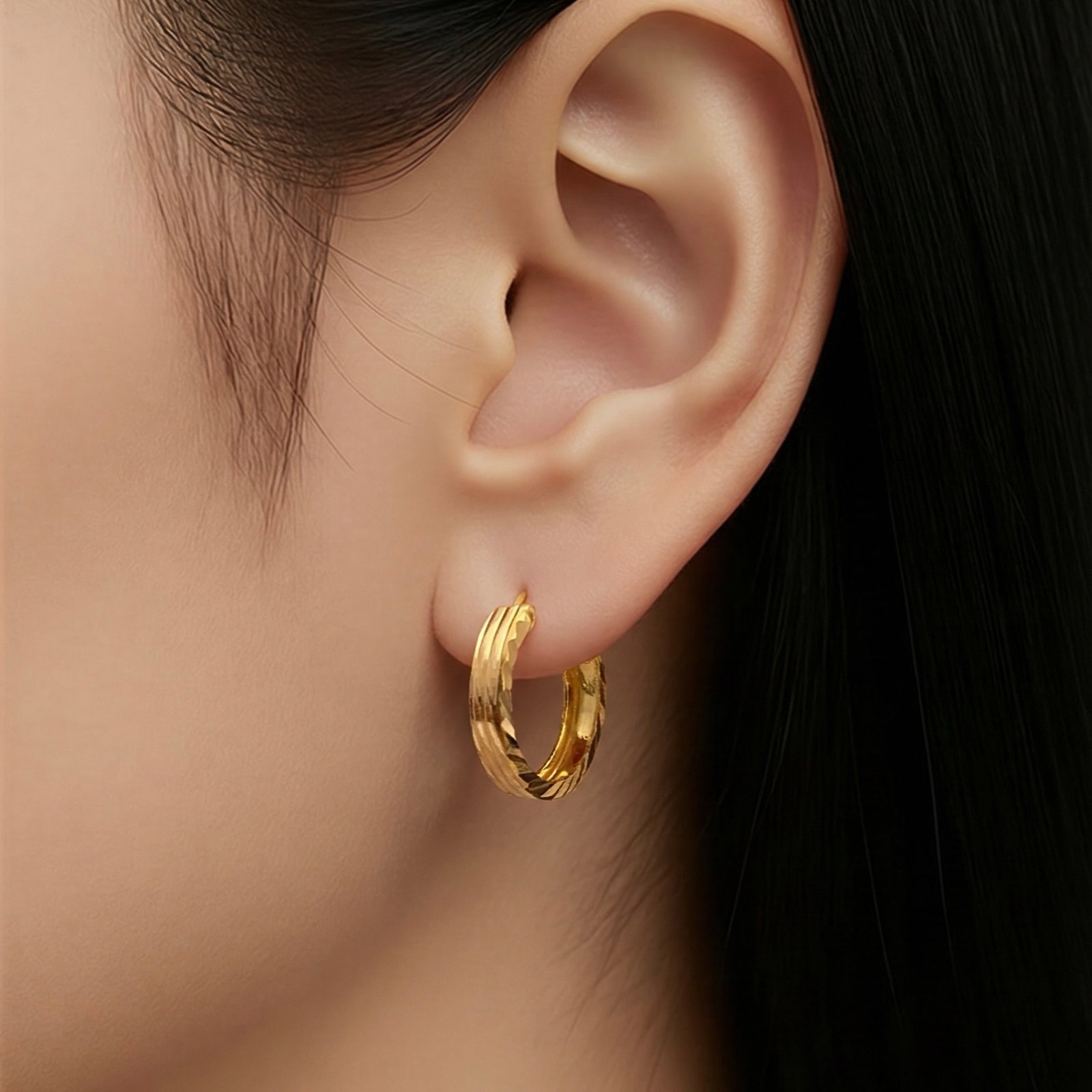 img_1489 حلق ذهب عيار 21 الوزن 1.96 جرام - الصورة 1