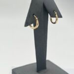 ⁦حلق ذهب عيار 18 الوزن 0.87 جرام⁩ - الصورة ⁦3⁩