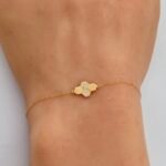 ⁦أسواره ذهب عيار 18 الوزن 0.62 جرام⁩ - الصورة ⁦2⁩