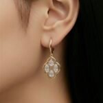 حلق ذهب عيار 18 الوزن 3.71 جرام