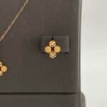 ⁦نصف طقم ذهب عيار 21 الوزن 3.75 جرام⁩ - الصورة ⁦3⁩