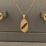 ⁦نصف طقم ذهب عيار 21 الوزن 3.87 جرام⁩ - الصورة ⁦3⁩