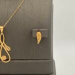 ⁦نصف طقم ذهب عيار 21 الوزن 4.57 جرام⁩ - الصورة ⁦4⁩