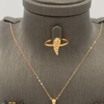 ⁦نصف طقم ذهب عيار 21 الوزن 4.57 جرام⁩ - الصورة ⁦5⁩