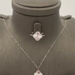 ⁦نصف طقم ذهب عيار 18 الوزن 4.10 جرام⁩ - الصورة ⁦4⁩