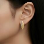 حلق ذهب عيار 18 الوزن 2.77 جرام