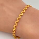 ⁦اسواره ذهب عيار 21 الوزن 4.87 جرام⁩ - الصورة ⁦3⁩